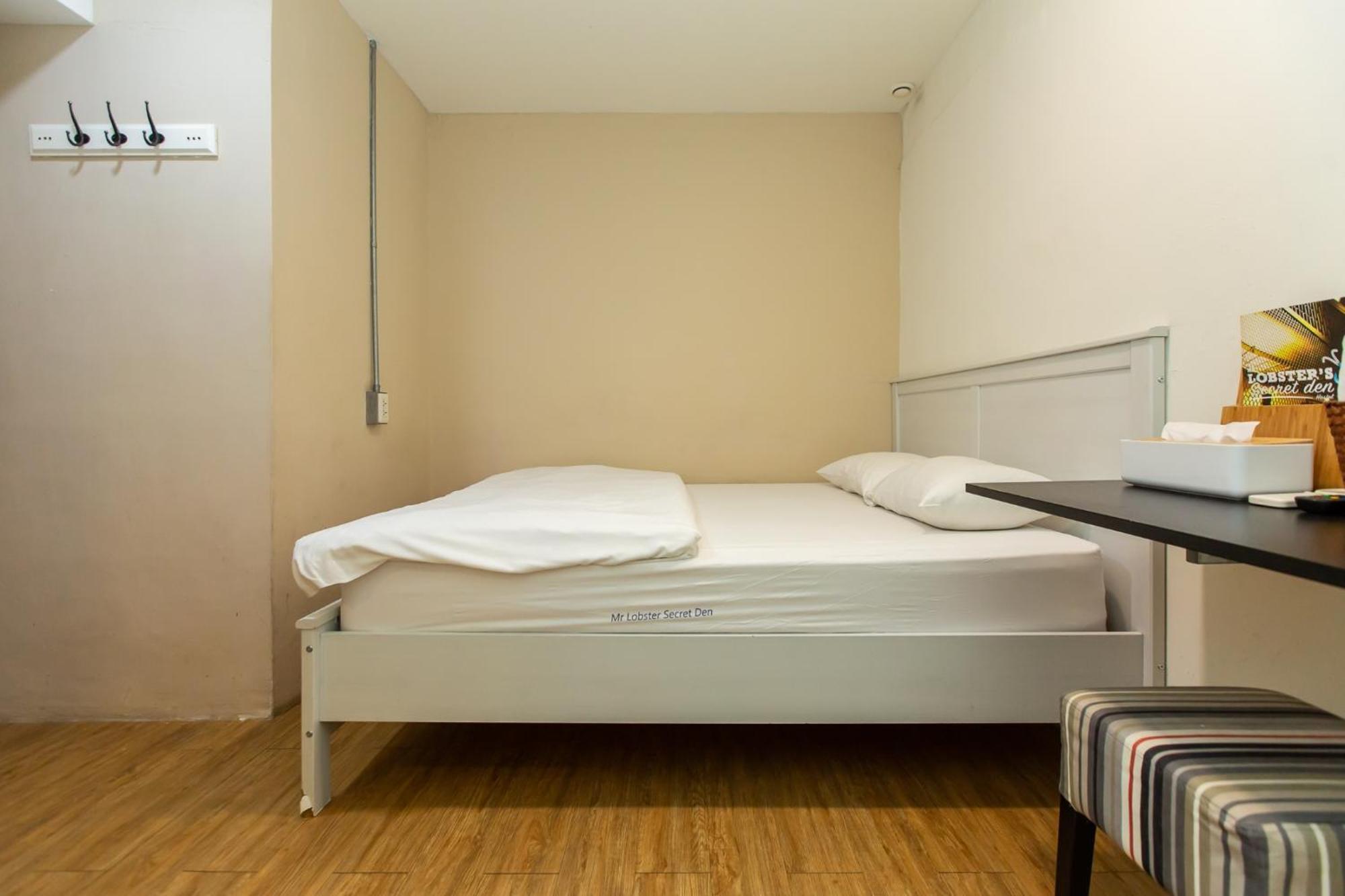 Mr. Lobster'S Secret Den Design Hostel Taipei Rom bilde